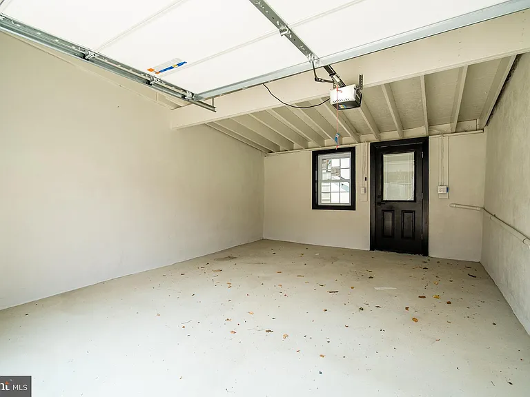 520 Irving St NW — Photo 51