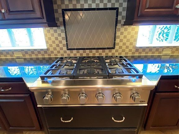 5th image of 4513 Tuscana Dr