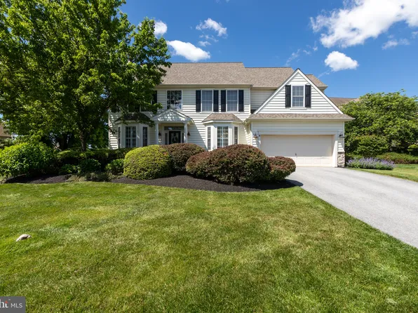 109 Turnberry Dr, Avondale, PA 19311