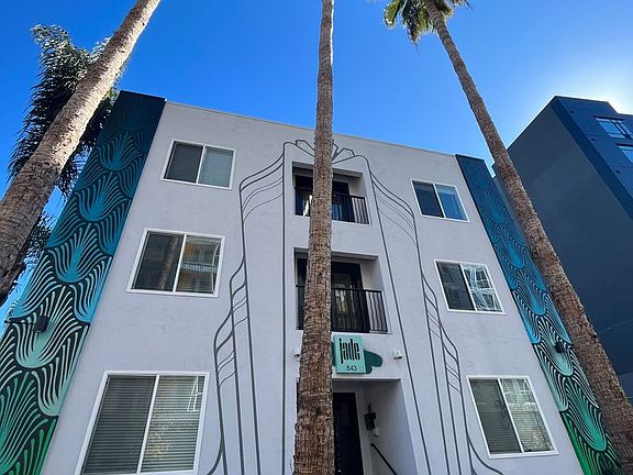 2nd image of 843 13th St #18