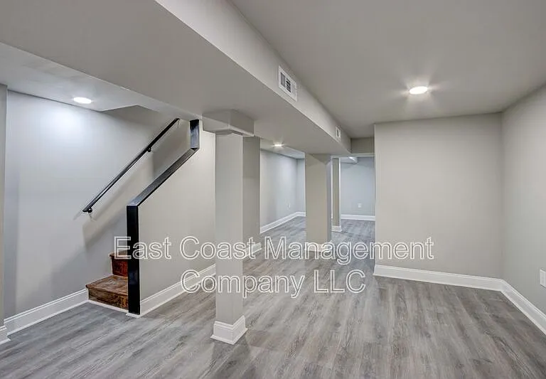 2619 Loyola Northway — Photo 25