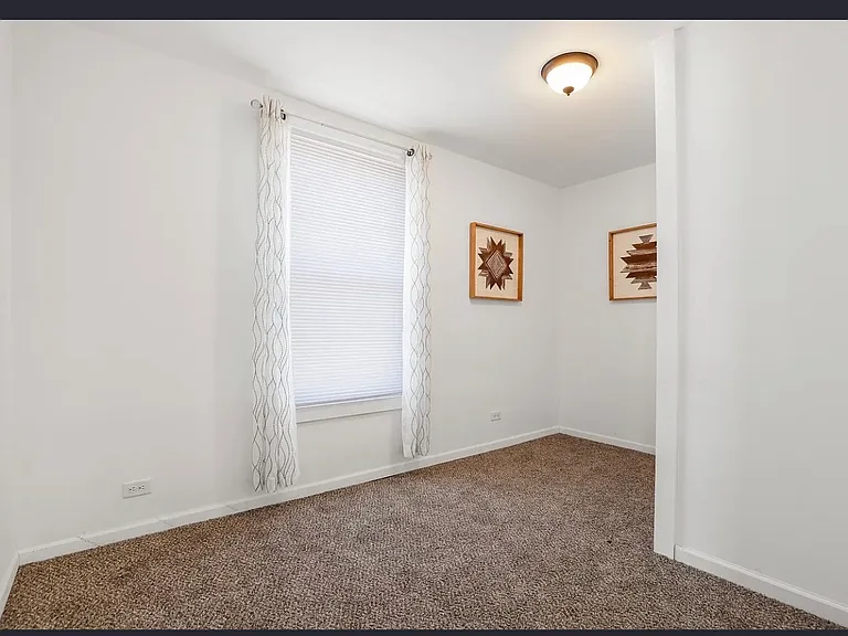 238 E 22nd St #1 — Photo 3