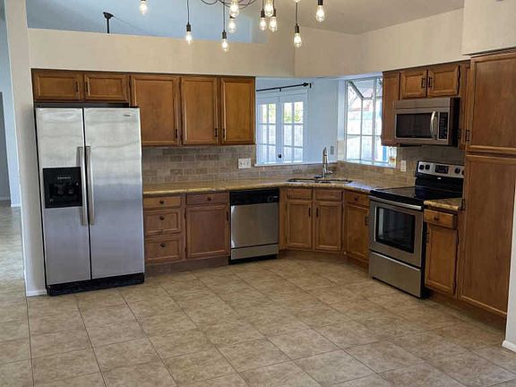 2nd image of 5546 W Desert Cove Ave