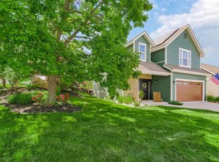 415 N Olivia Ave, Lawrence, KS 66049