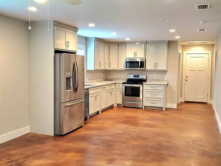 12580 Dakota St — Photo 4
