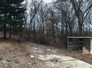 119 Crest Dr, Hillsboro, MO 63050