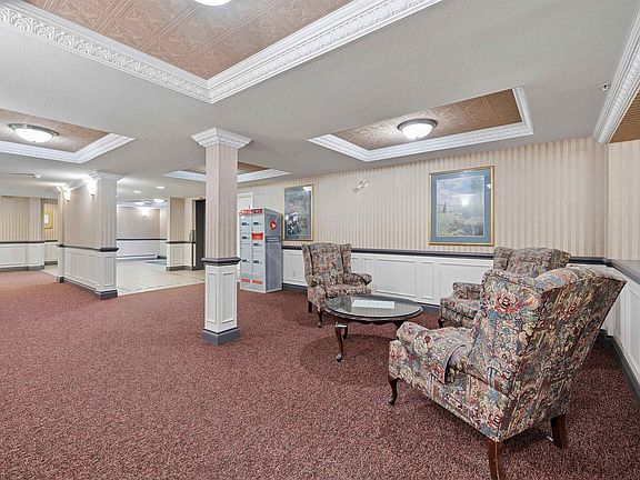 4th image of 27358 32nd Ave #104