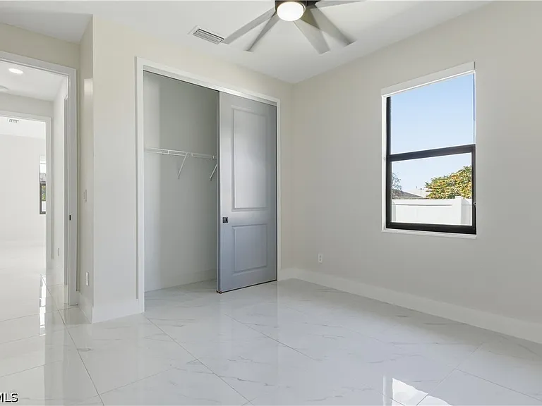 1442 NE 33rd Ln — Photo 15
