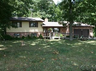 9593 E Brooks Rd, Lennon, MI 48449