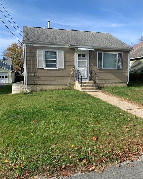 1st image of 6 Claremont Ct