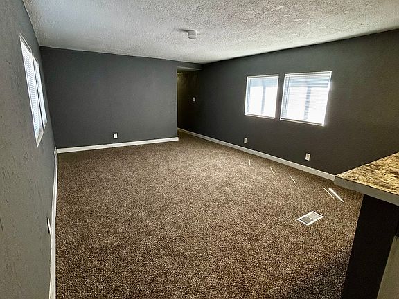 5th image of 143 Countryside Ln
