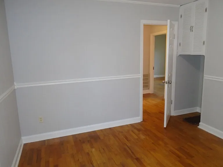 1115 Poplar Dr — Photo 11