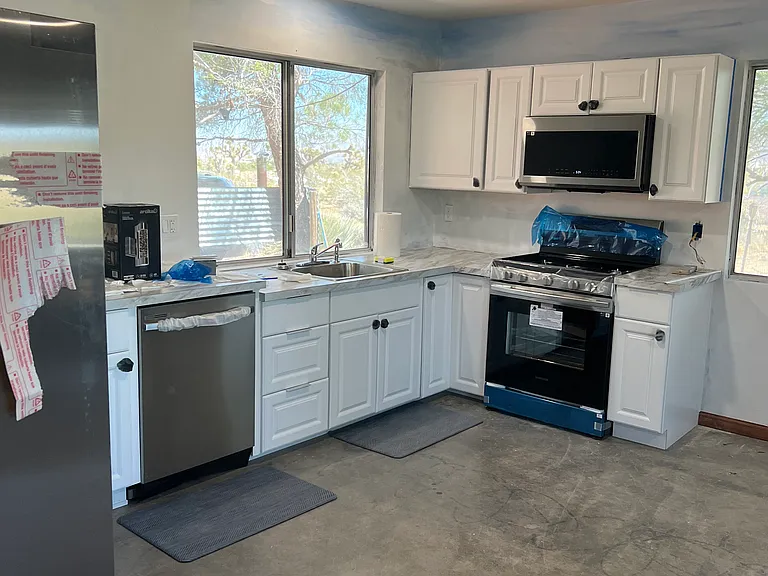 3883 El Dorado Ave — Photo 3