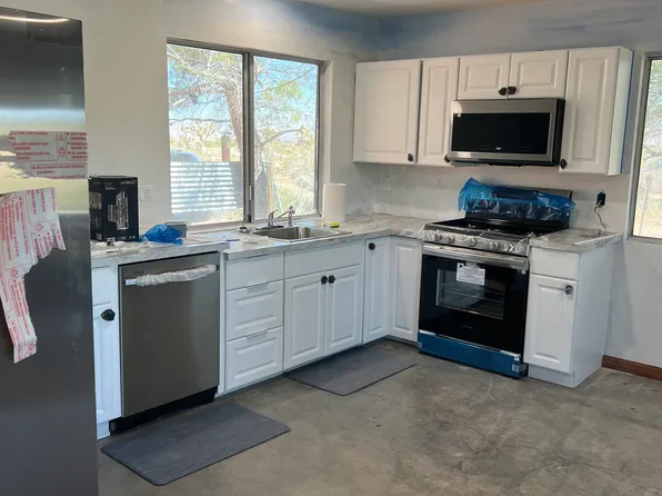 3883 El Dorado Ave, Yucca Valley, CA 92284