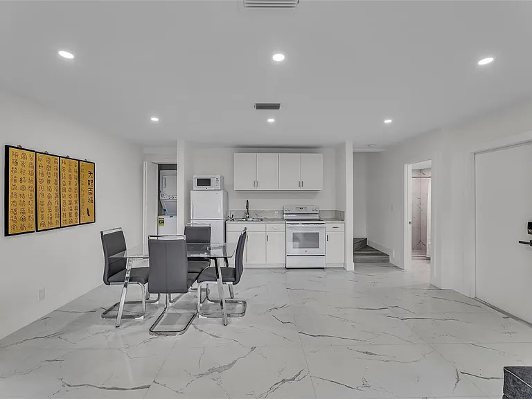 616 3rd Key Dr — Photo 9