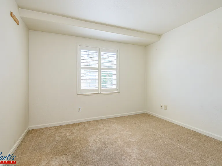 3931 Mosher Dr — Photo 11