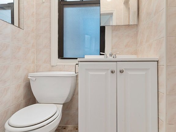 5th image of 61 E 3rd St APT 18