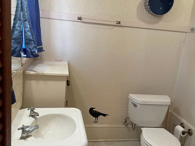 1701 Las Lomas Rd NE — Photo 15