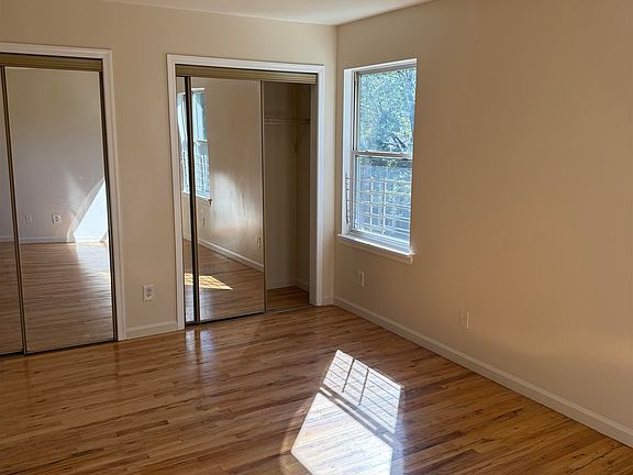 2nd image of 99 Bidwell Ave #2