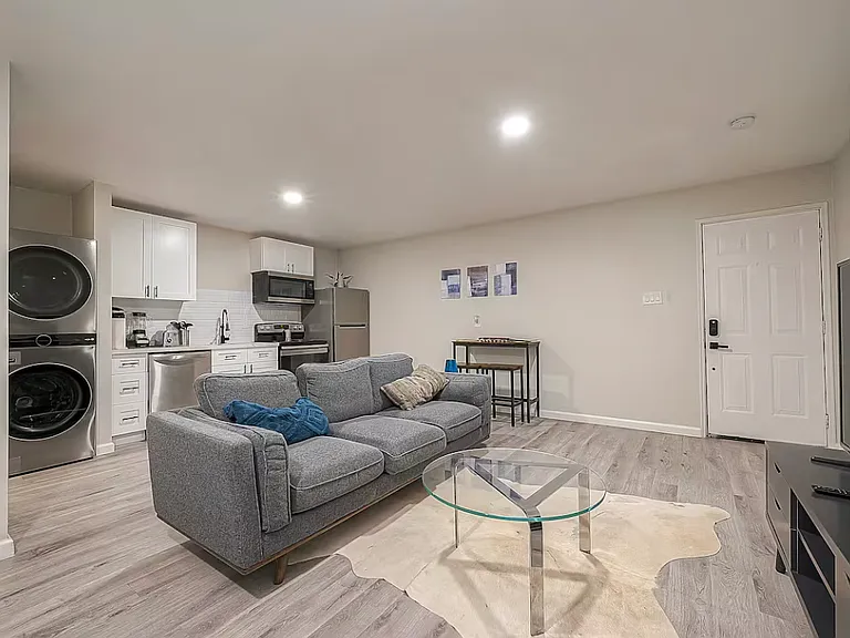 1352 Dorothy St #C — Photo 5