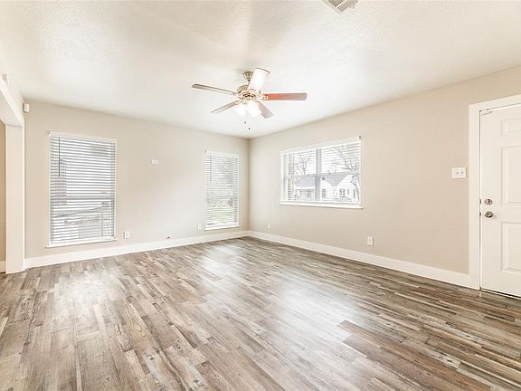 4th image of 4915 Bartlett Ave