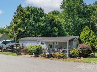 406 Shady Rest Rd, Morganton, NC 28655