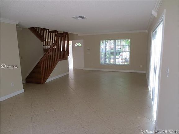 4th image of 10041 NW 51st Ln