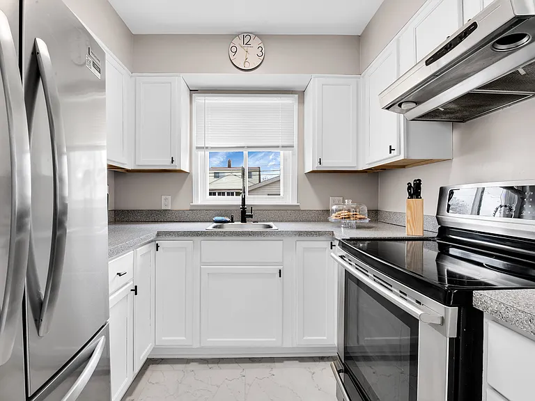 8274 Sterling St — Photo 5
