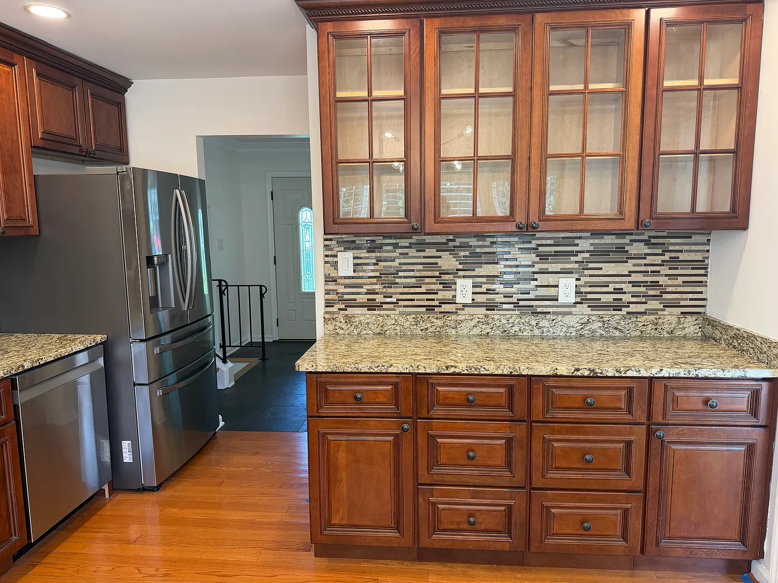 4 bed, 2444 sqft, $4,200 — Photo 3