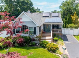 164 Rider Ave, Patchogue, NY 11772