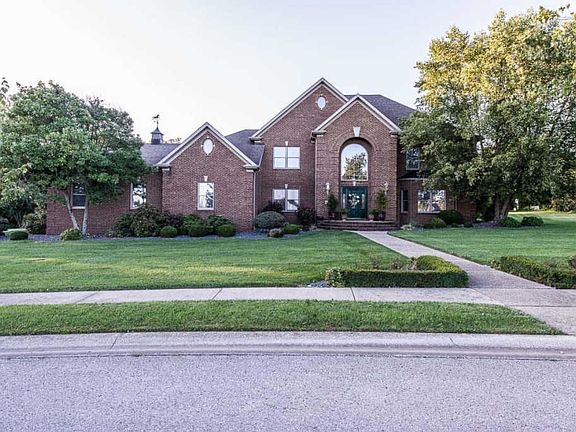 3rd image of 1420 Clubhouse Ln