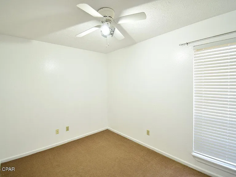 6321 Lance St — Photo 8
