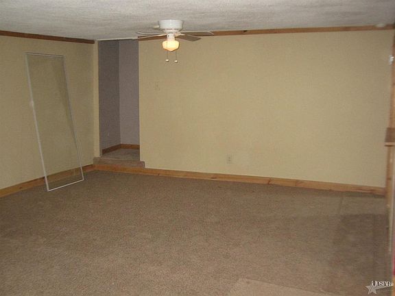 4th image of 5958 N Main St