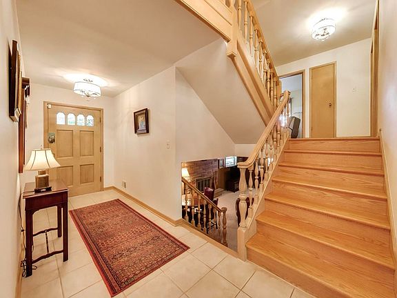 2nd image of 1012 Bonita Dr