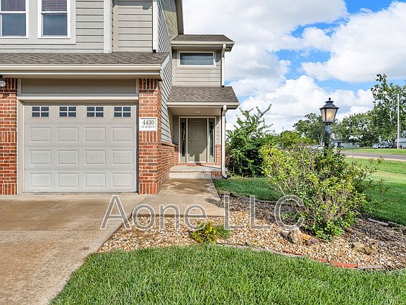 4th image of 4428 SE Oak Bend Dr
