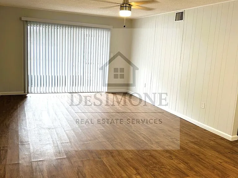 Forest Edge Apartments — Photo 116
