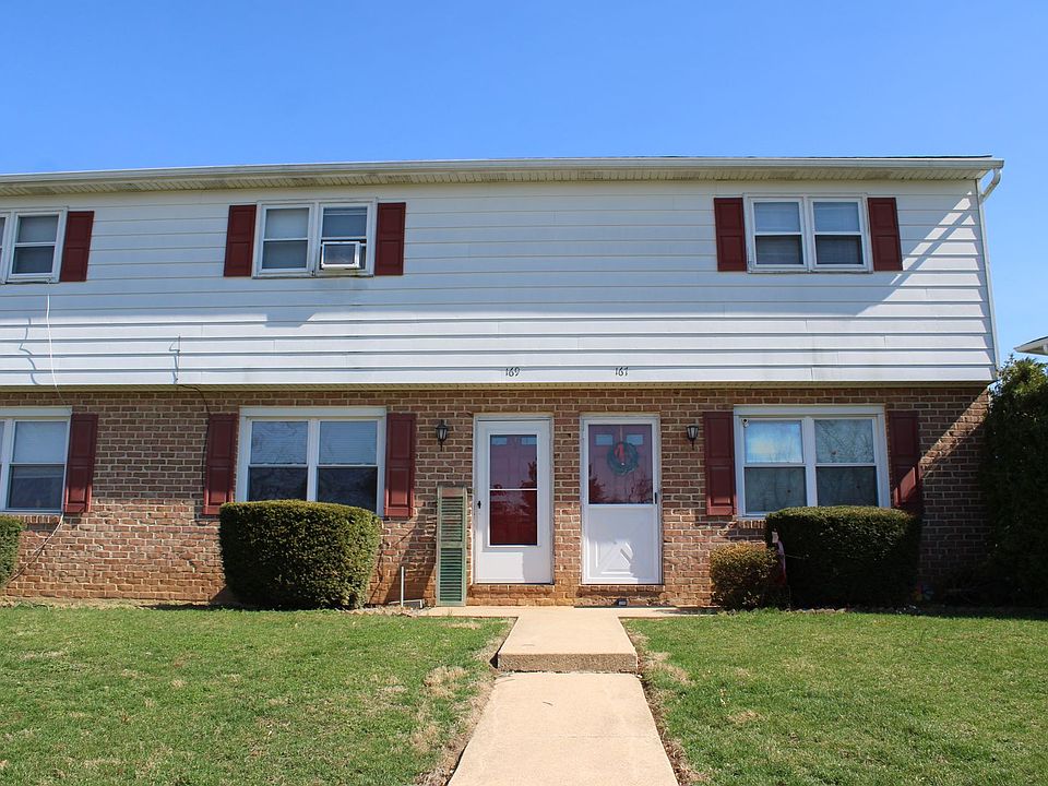 1st image of 169 Oak Manor Dr