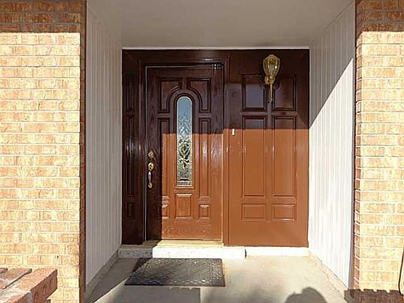 2nd image of 3103 Hector Dr