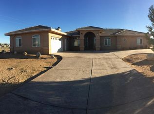 8895 Greasewood Ln, Phelan, CA 92392