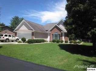 211 Hollywood Cir, Sevierville, TN 37862