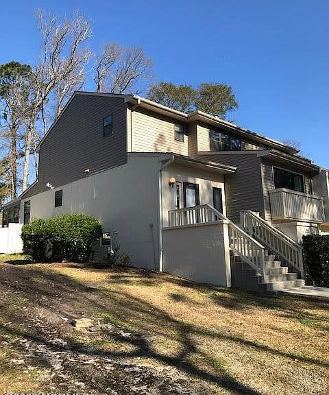 962 Birch Creek Dr — Photo 2