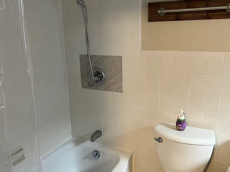 448 Bluff St #3 — Photo 7
