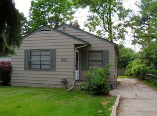 551 N Hagadorn Rd, East Lansing, MI 48823
