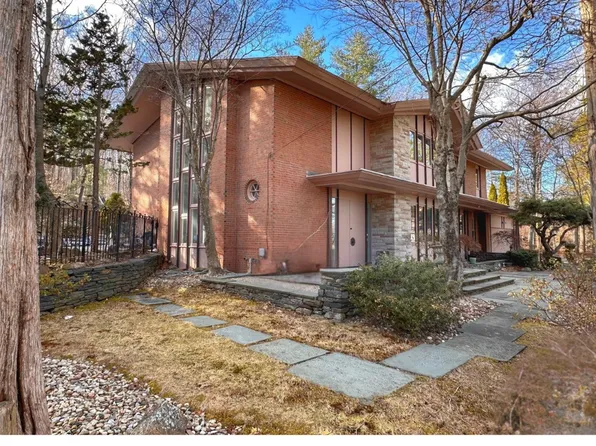 70 High Ridge Road, West Hartford, CT 06117