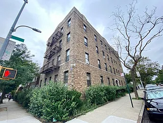 Rented by LRGNY Group, Inc.