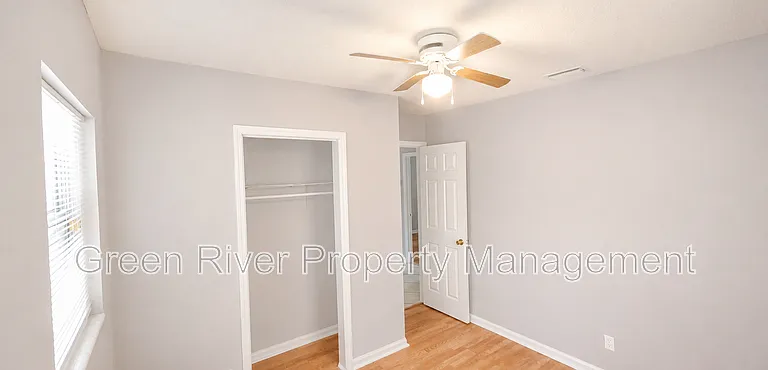 8910 Adams Ave — Photo 21
