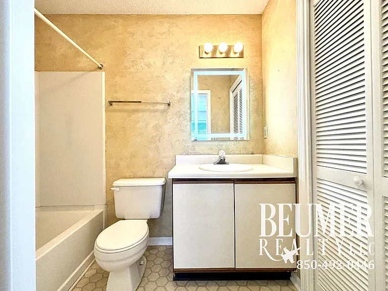 5289 Kennsington Pl — Photo 16