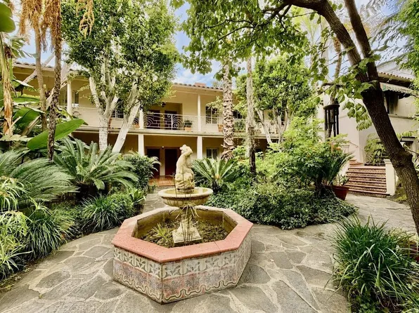 8472 1/2 Fountain Ave, West Hollywood, CA 90069
