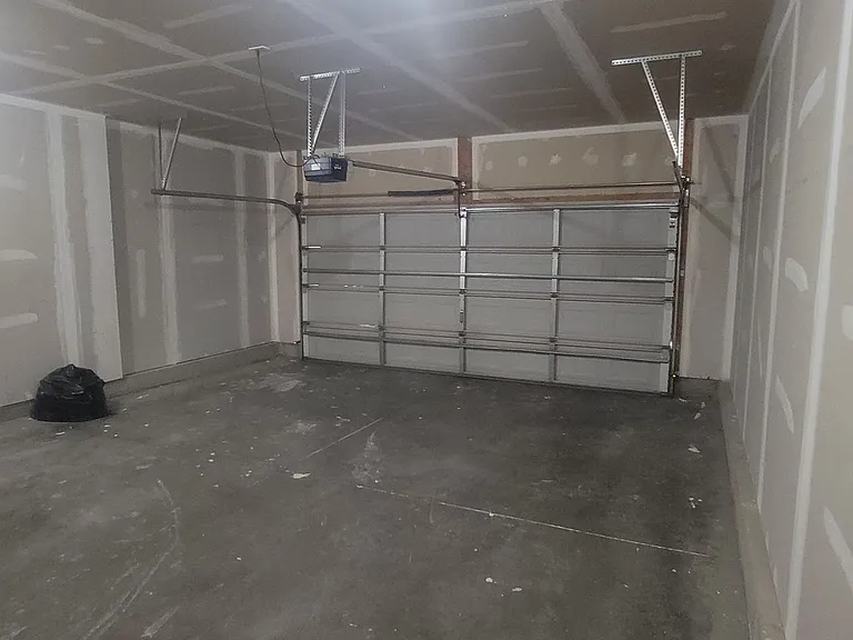 5006 S Baneberry Ave — Photo 3