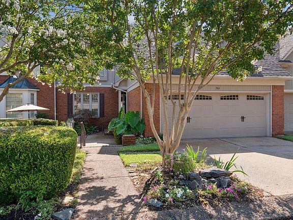 2nd image of 366 Greenway Pl